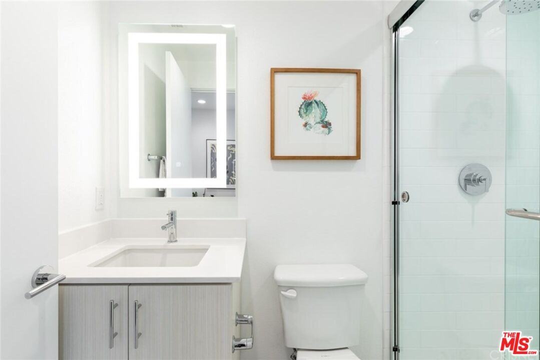 4821 1/2 Craner Ave #4821 - Photo 6 of 14