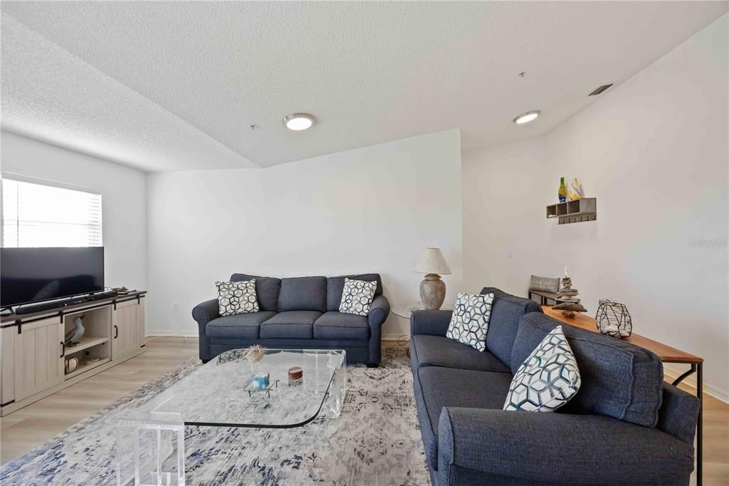 3607 E Bay Dr #3607-206 - Photo 2 of 50