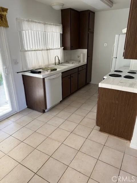 26348 Oak Plain Drive #26348 - Photo 5 of 10