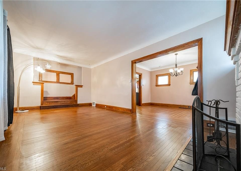 2168 Richland Avenue - Photo 3 of 12