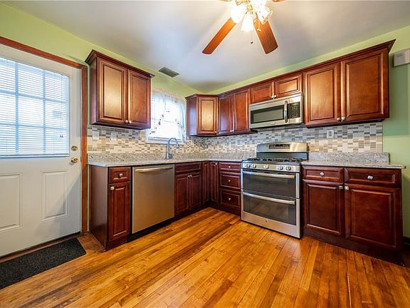 2168 Richland Avenue - Photo 5 of 12