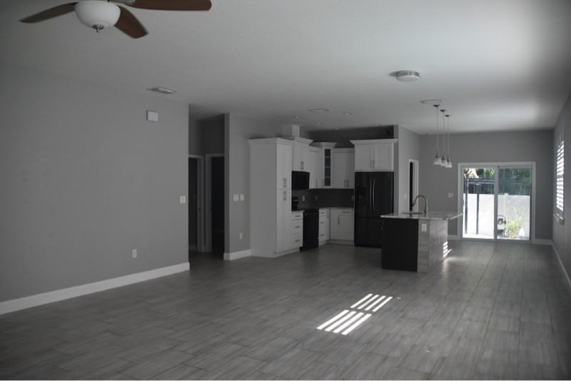 6412 South Adelia Avenue - Photo 4 of 35