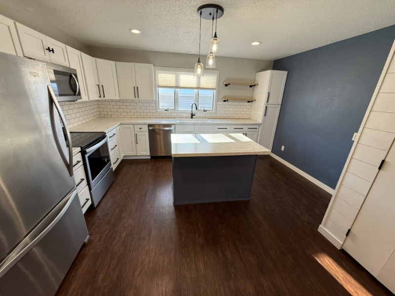 1511 2nd Avenue North - Photo 2 of 15