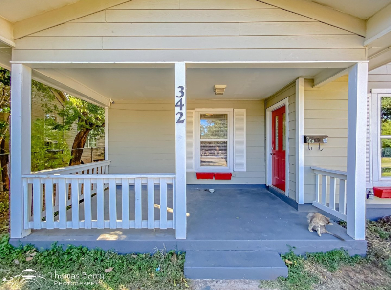 342 Meander Street - Photo 2 of 18