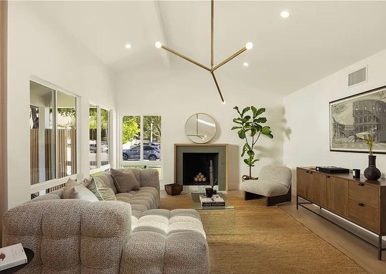 3499 San Rafael Circle - Photo 7 of 20