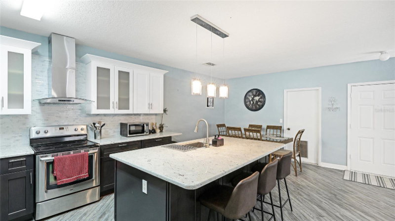 2344 28th Avenue East - Photo 4 of 20