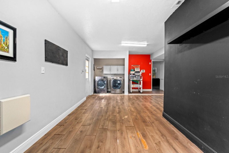 3210 Acapulco Drive - Photo 4 of 20