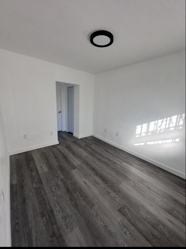 5410 Nw 13th Ave #7 - Photo 2 of 5