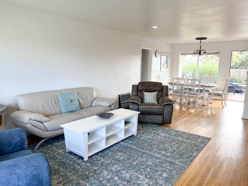 388 Paseo De Gracia - Photo 2 of 18