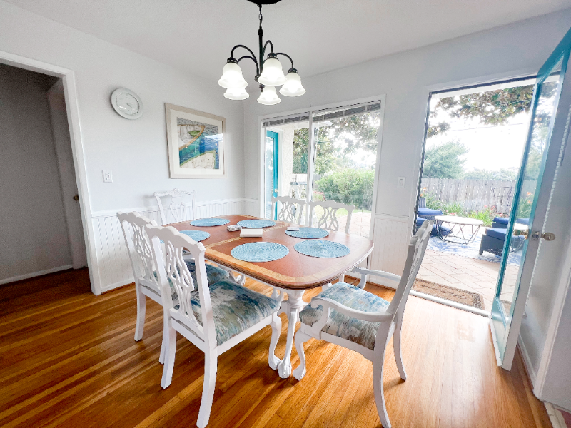 388 Paseo De Gracia - Photo 3 of 18