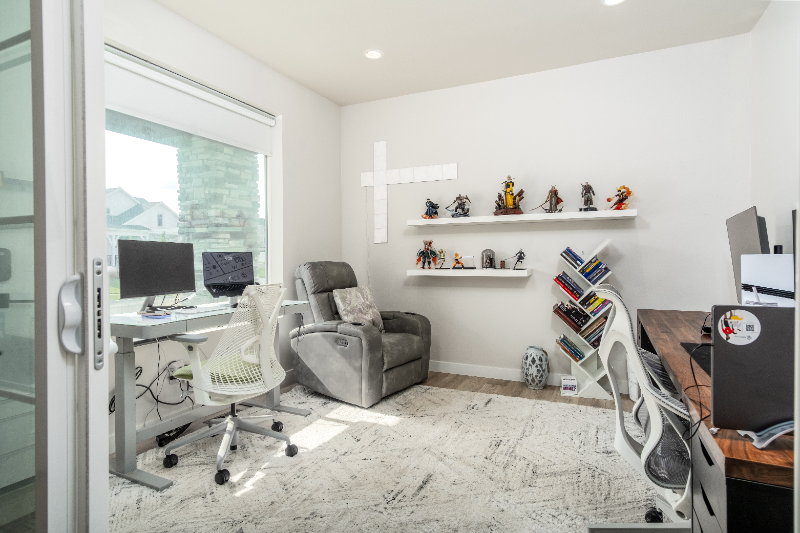 2958 S Puddle Ln - Photo 4 of 20