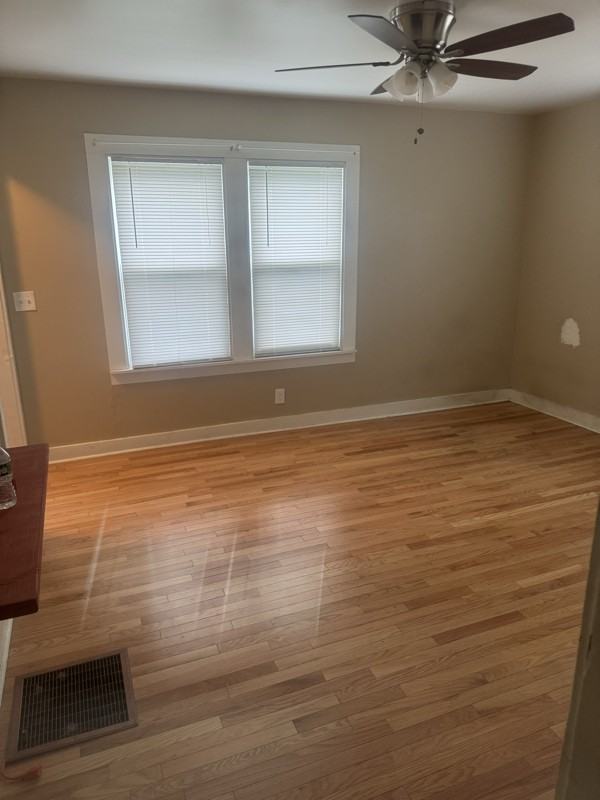 103 Bowling Lane - Photo 3 of 11