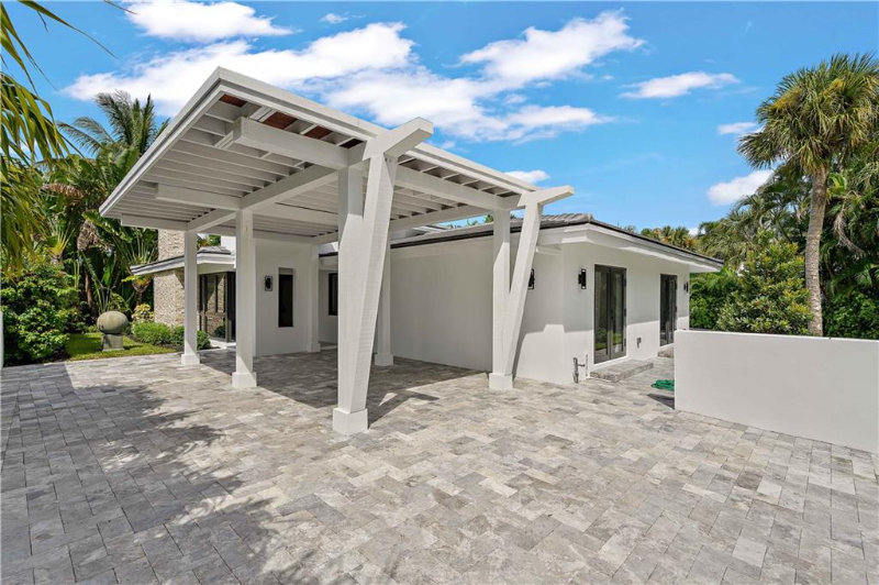 2201 Intracoastal Dr - Photo 4 of 20