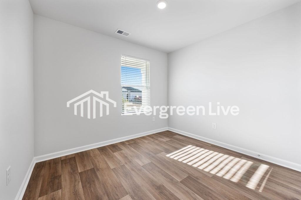 1210 Willow Oaks Way - Photo 7 of 31