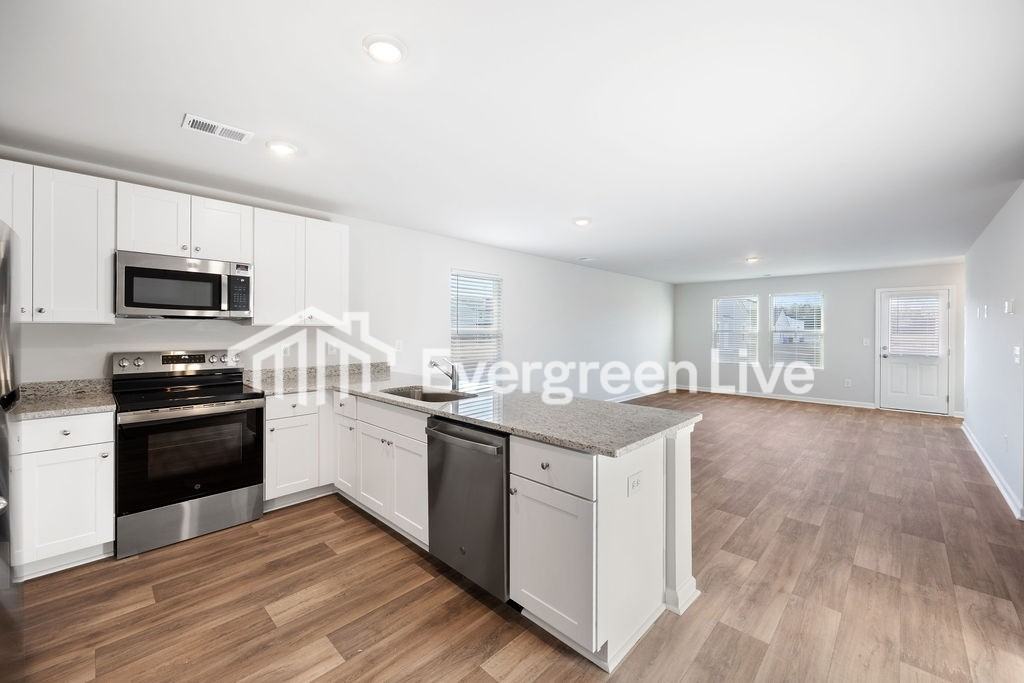 1606 KING OAKS LP - Photo 5 of 29