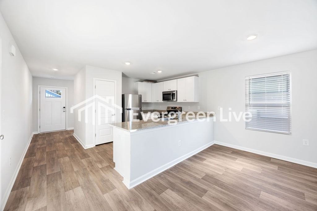 1606 KING OAKS LP - Photo 6 of 29