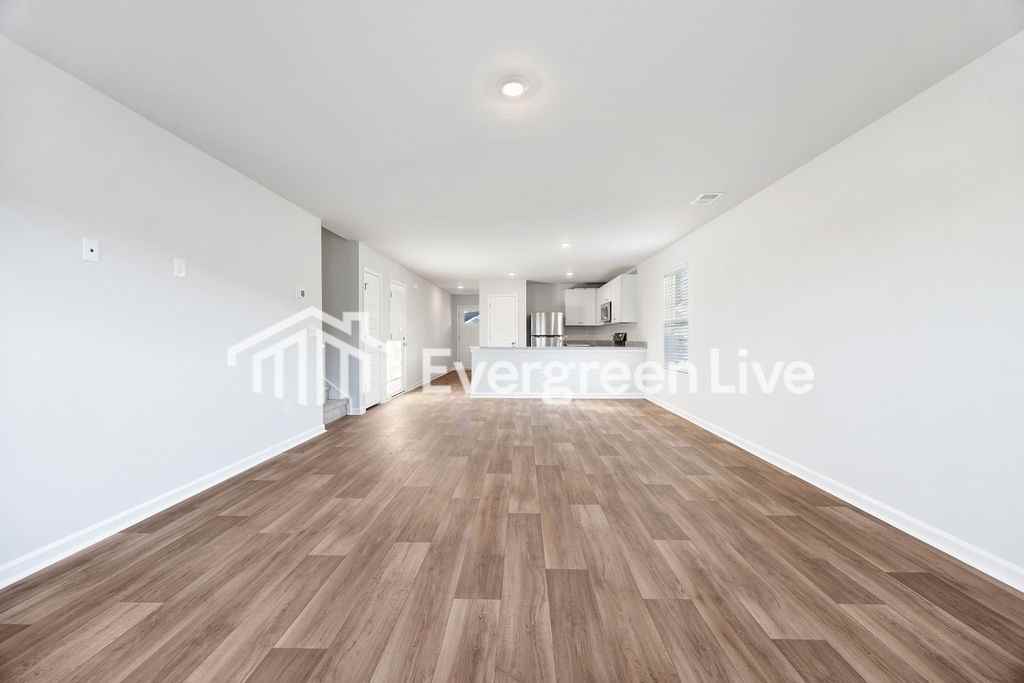 1606 KING OAKS LP - Photo 7 of 29