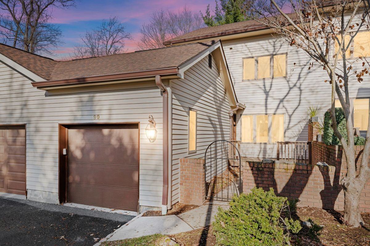 90 Fisher Road - Photo 2 of 39