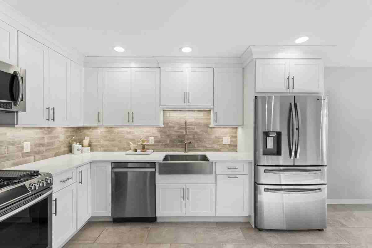 90 Fisher Road - Photo 7 of 39