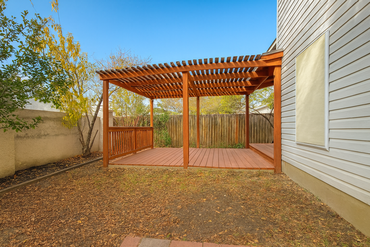 8811 Breezefield - Photo 3 of 12