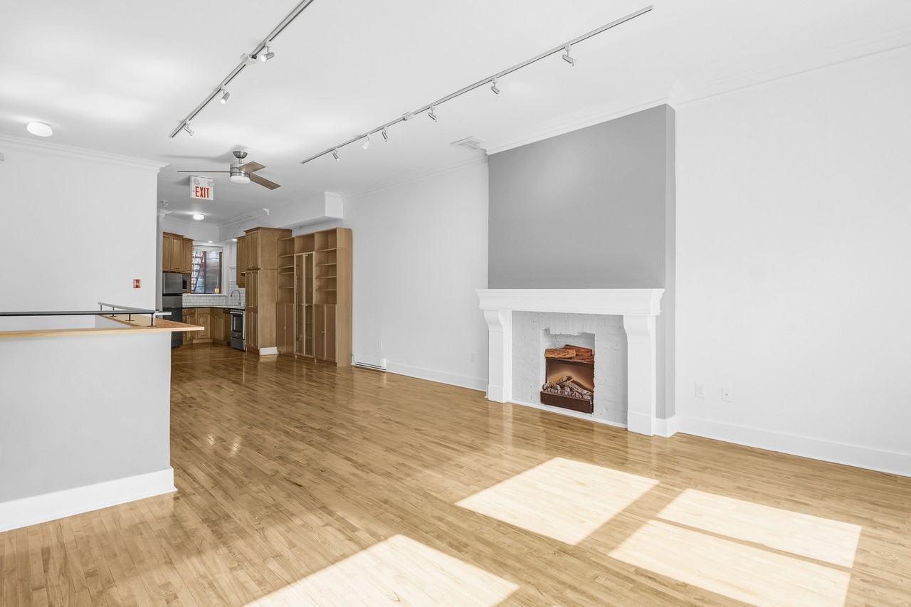 250 Carlton Street #A - Photo 3 of 34