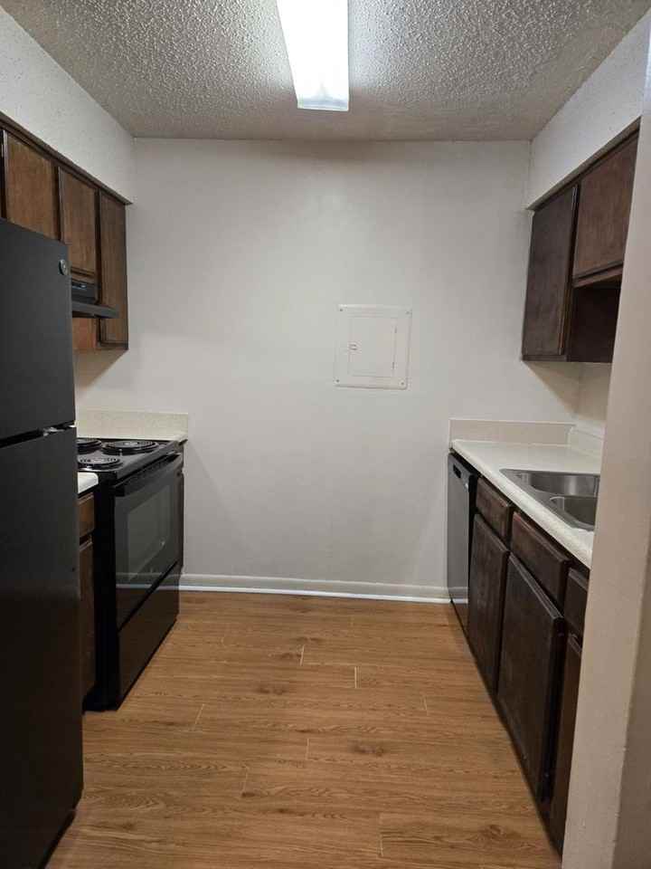 276 Yelton Court - Photo 6 of 8