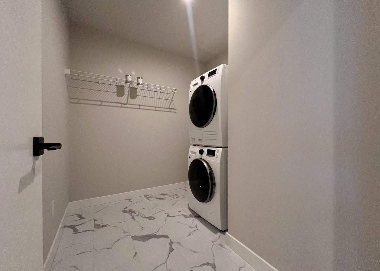 8375 Broadcast Avenue Southwest #604 - Photo 5 of 24