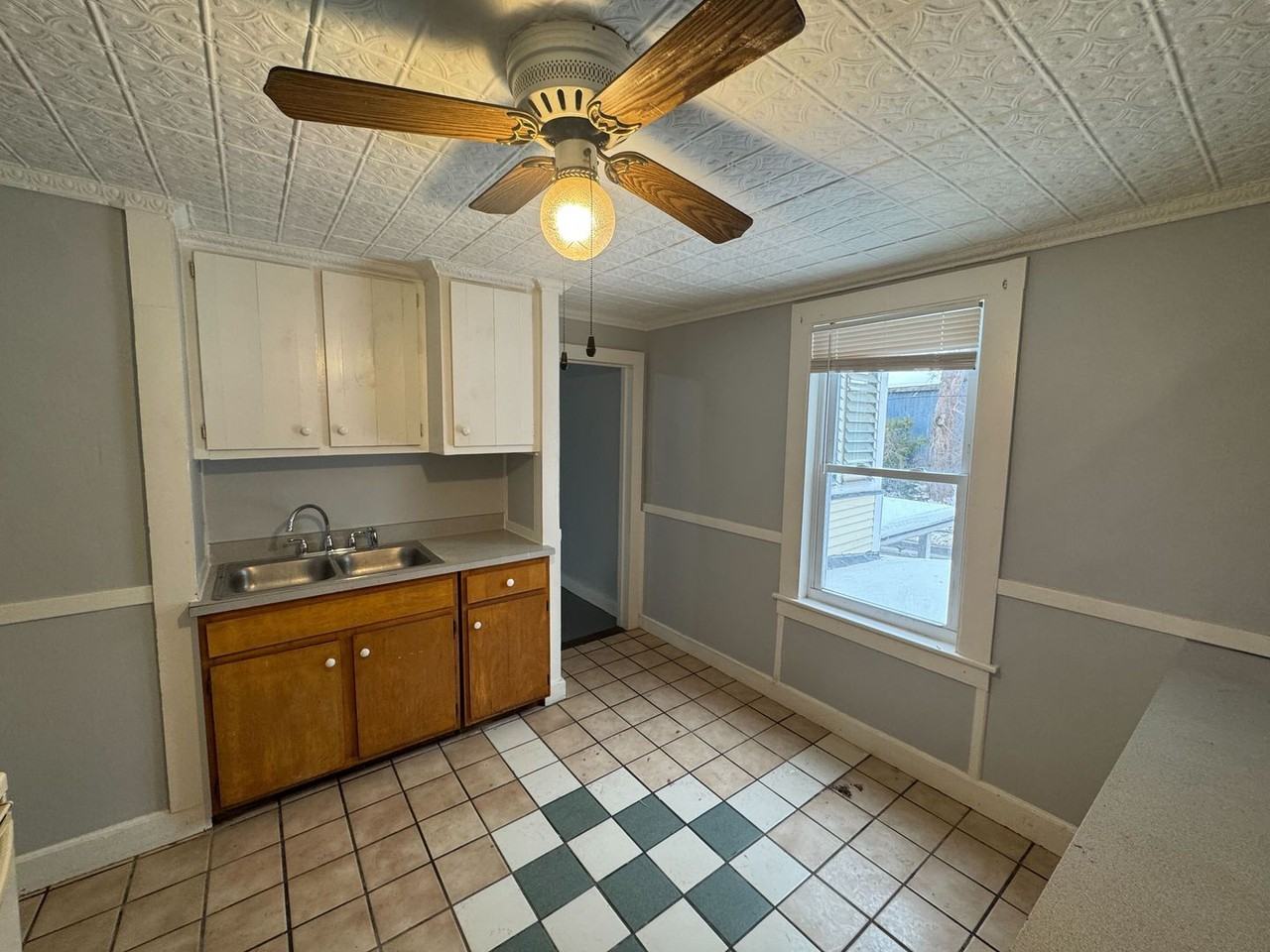 16 Union Street - Photo 4 of 31