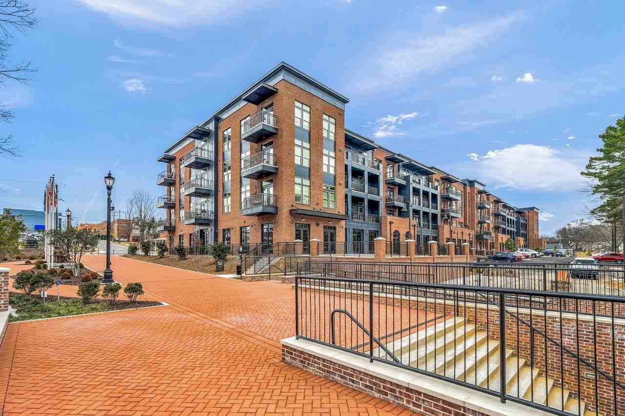 Mill One Apartments - Photo 3 of 11