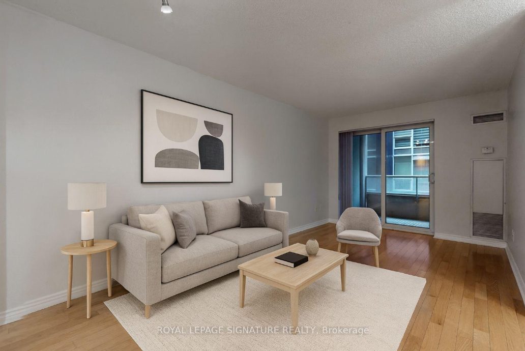 250 Wellington Street West #1030