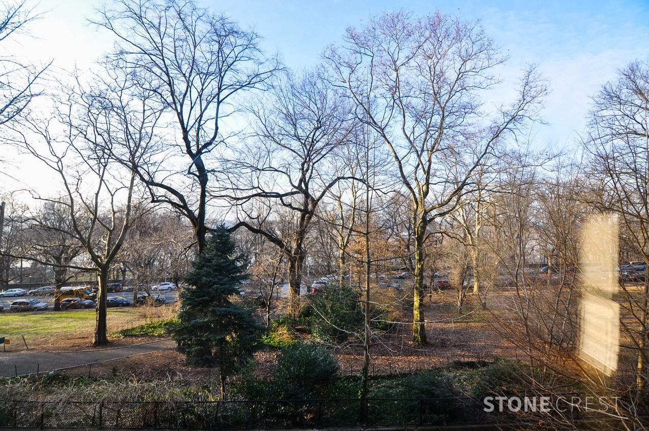 290 Riverside Drive #2B - Photo 2 of 16