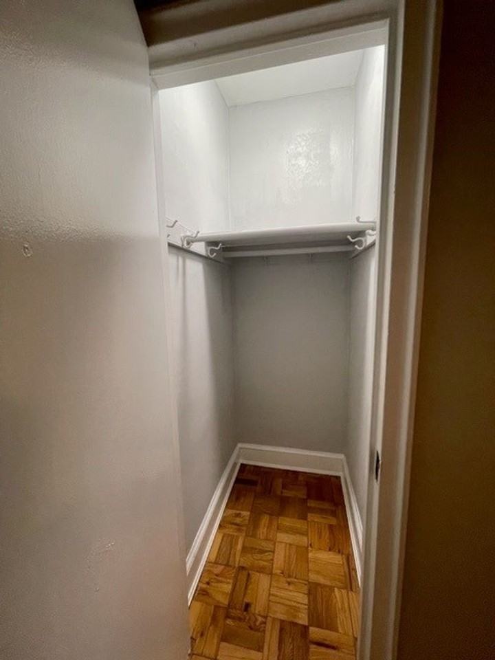 1916 R Street - Photo 6 of 18