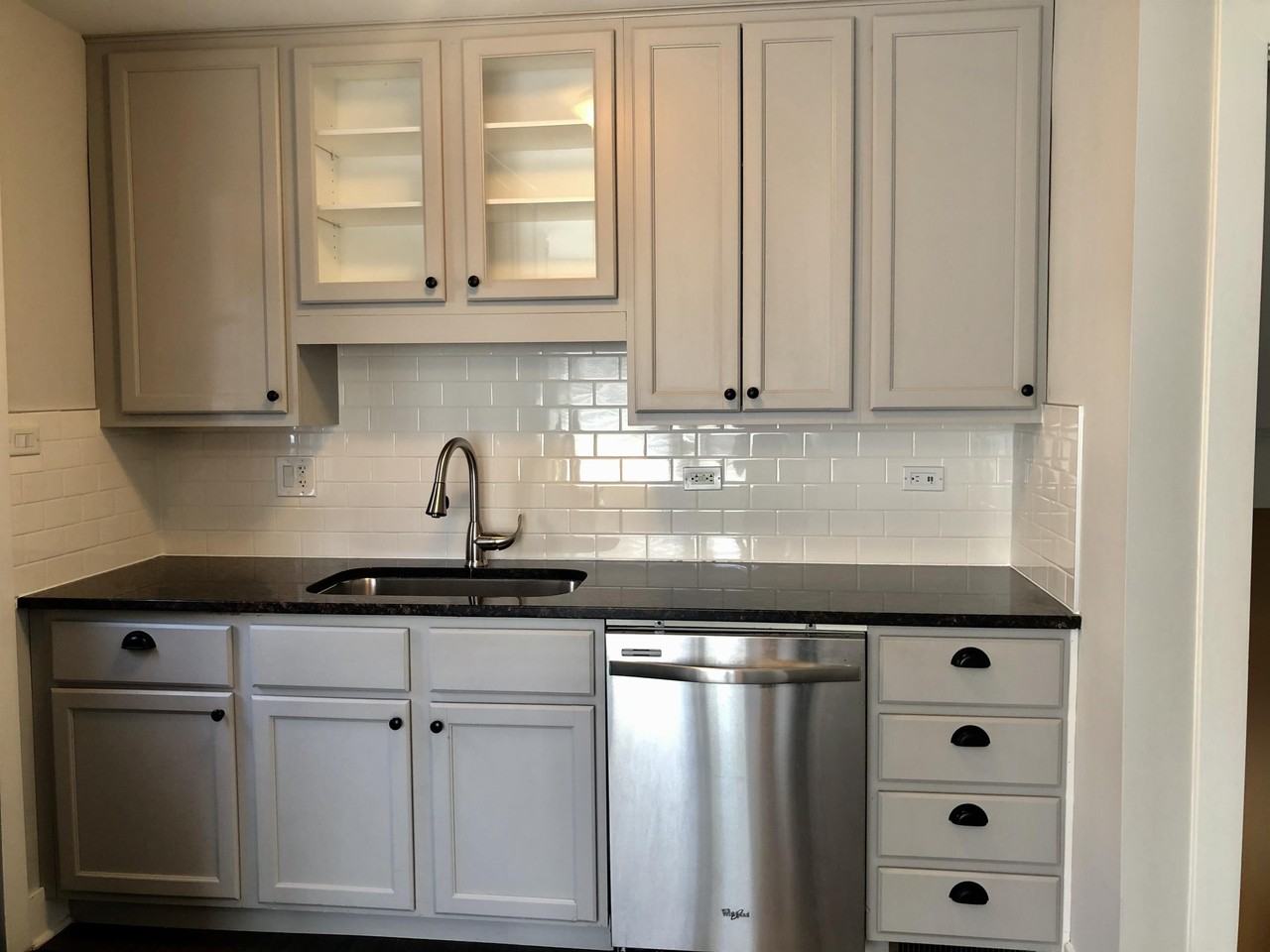 4244 North Gilbert Avenue #4244 - Photo 2 of 39