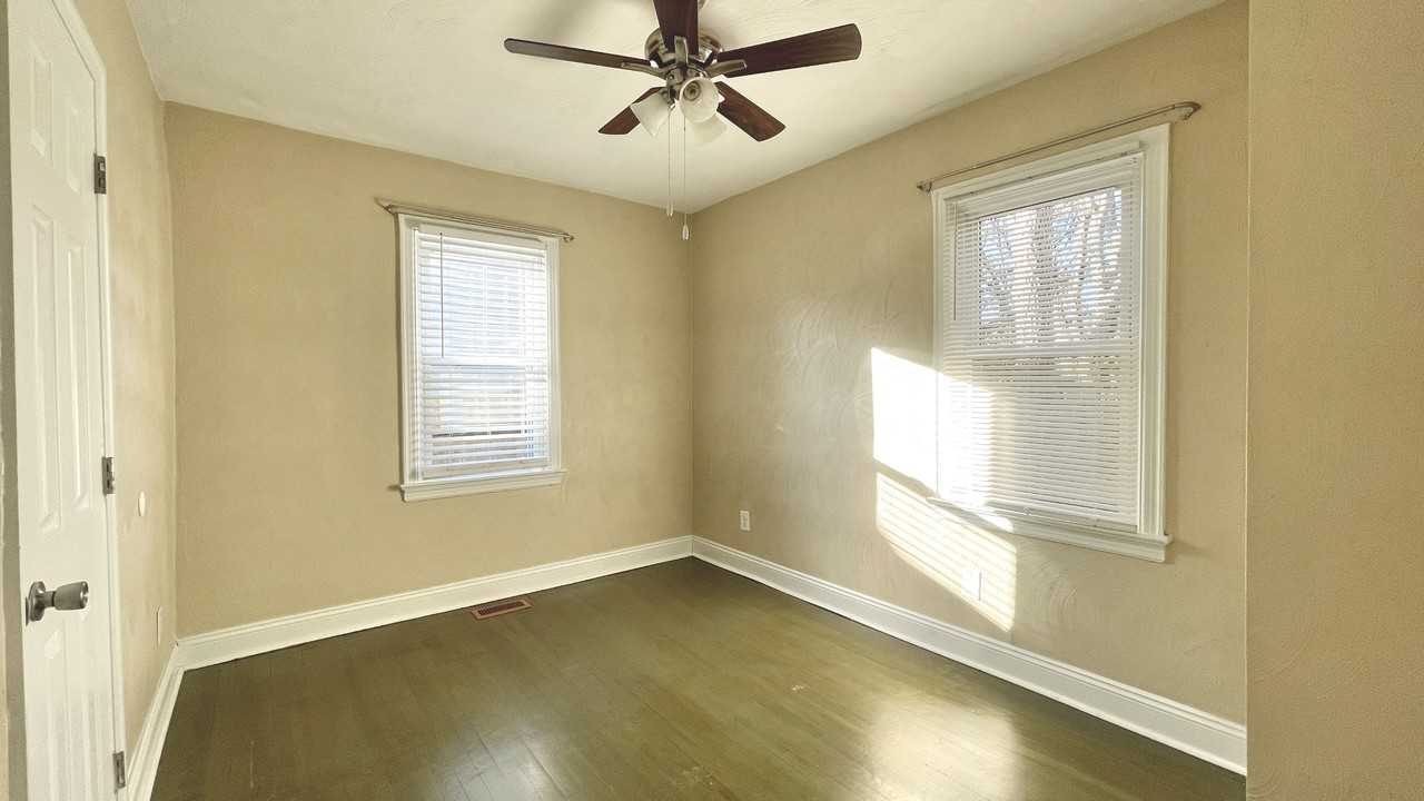 3912 Davis Street #1 - Photo 6 of 34