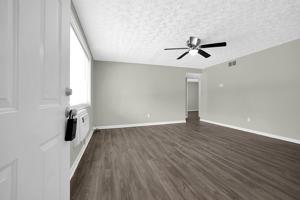 featured image of 841 Kingsford Rd