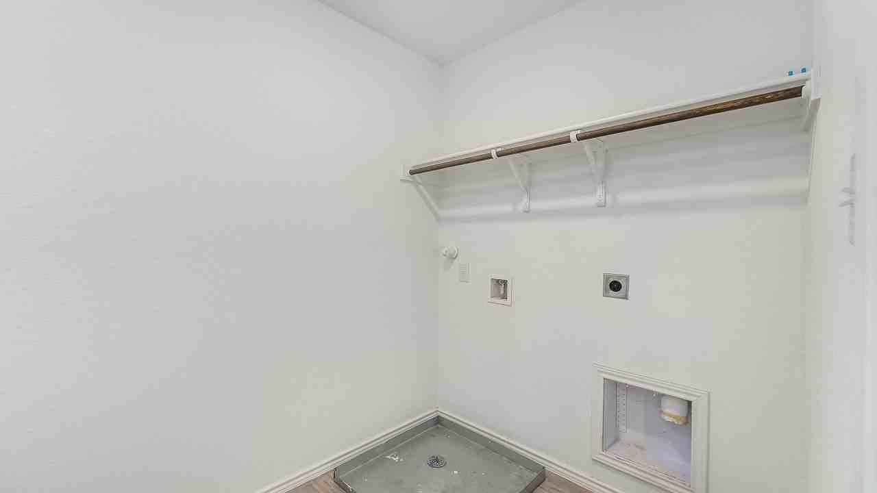 4422 Chandler Rd #8 - Photo 6 of 16