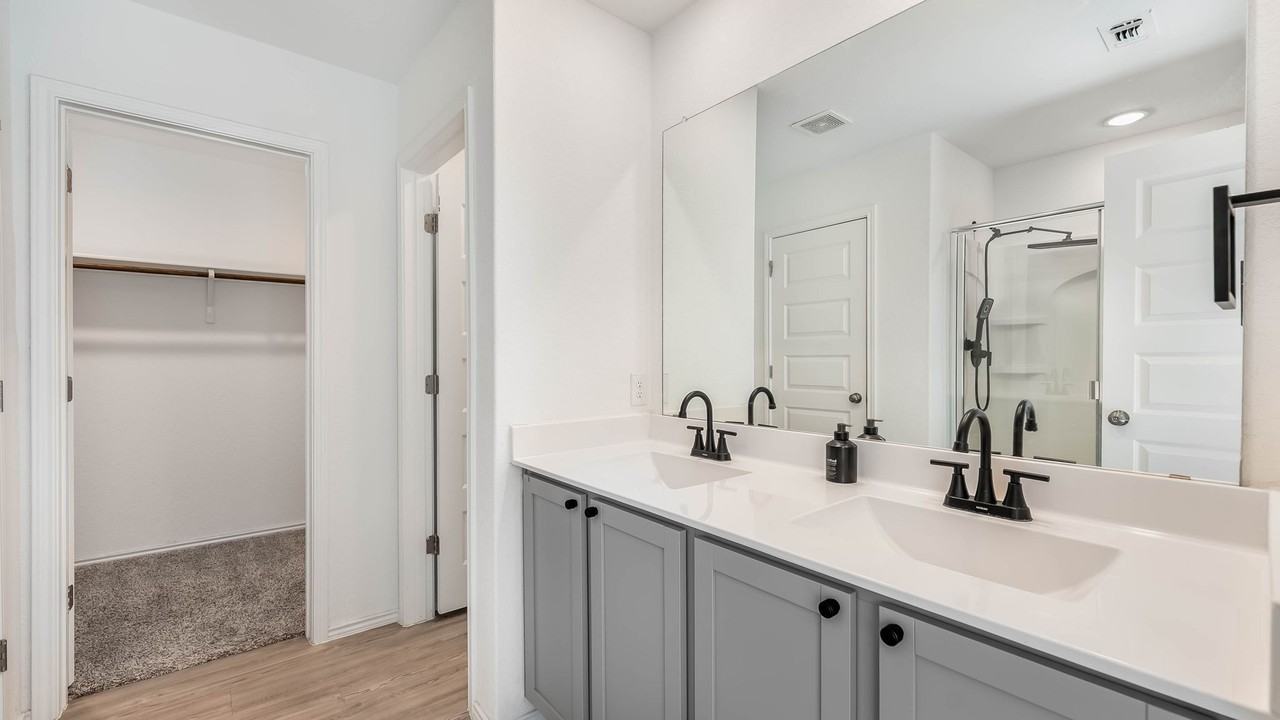 4422 Chandler Rd #8 - Photo 7 of 16