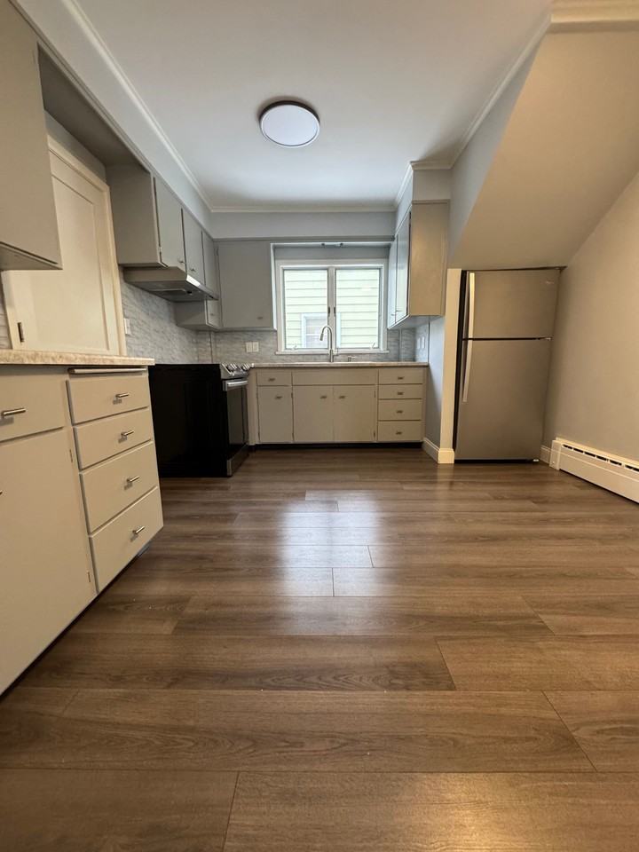 804 South 6th Avenue West #NA - Photo 3 of 9