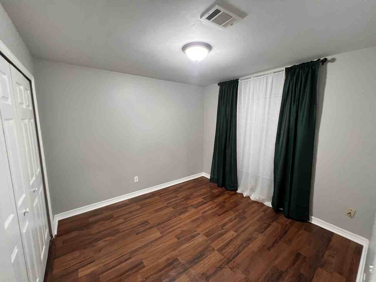 6127 E Clay St #NA - Photo 6 of 13