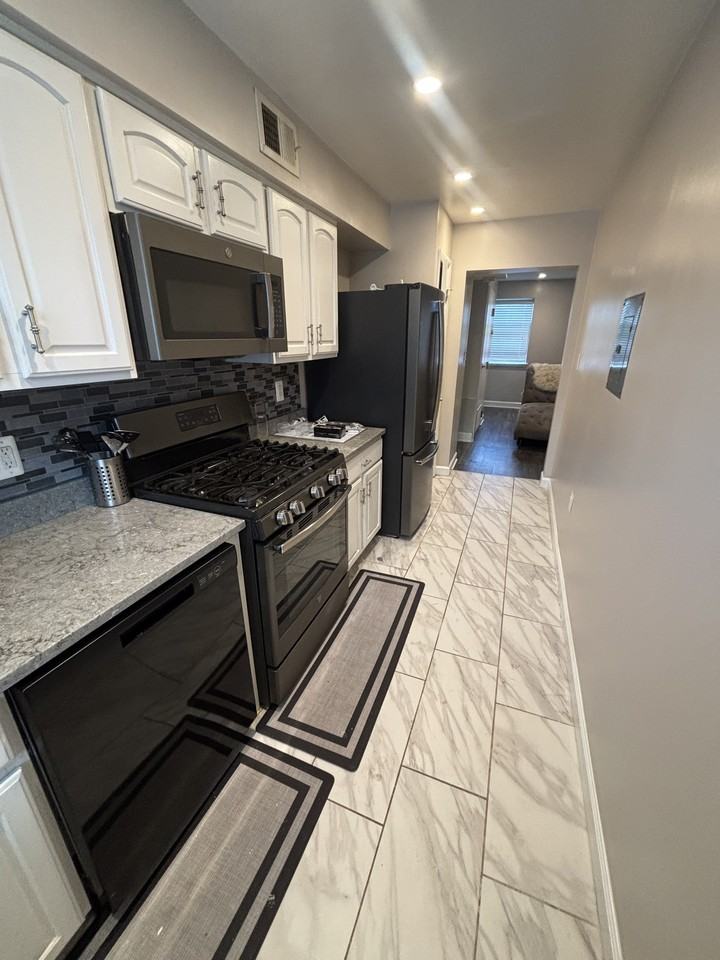 2665 Martin Luther King Jr Avenue Southeast #203 - Photo 5 of 15