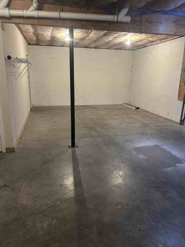 2121 South Greenwood Drive #500 - Photo 5 of 25