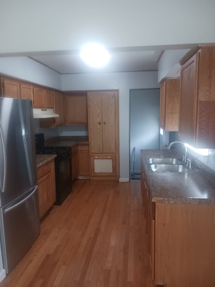 297 Paxton Avenue #NA - Photo 2 of 7