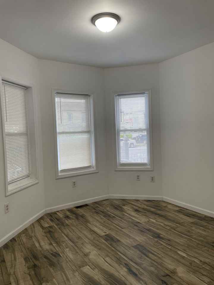 79 Broad Street #FL1 - Photo 2 of 11