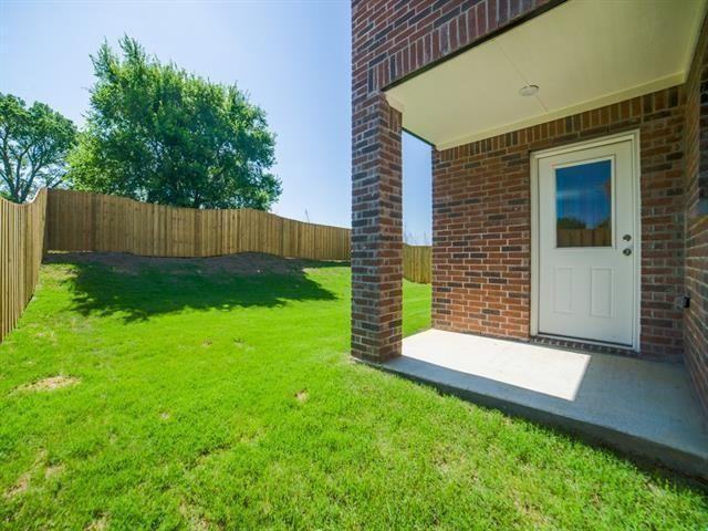 122 Brooks St #NA - Photo 7 of 16