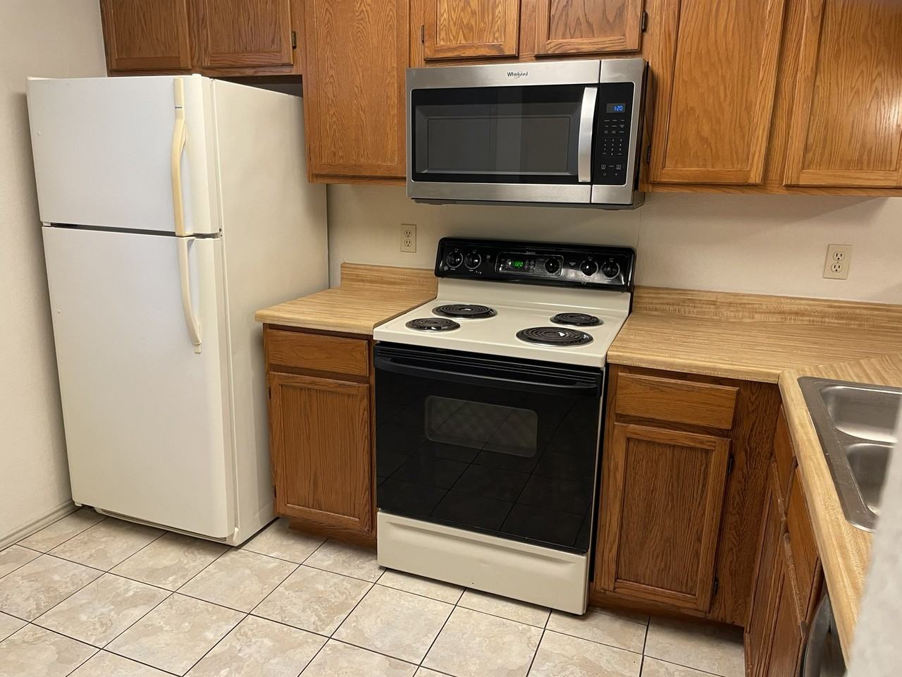 212 Sailmaster Street #A - Photo 7 of 21