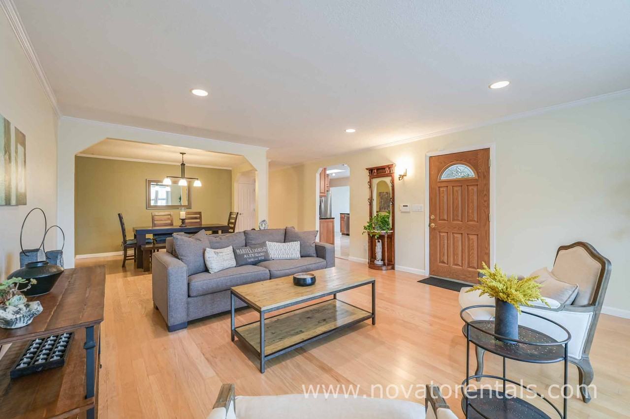 44 Trish Drive #NA - Photo 6 of 36