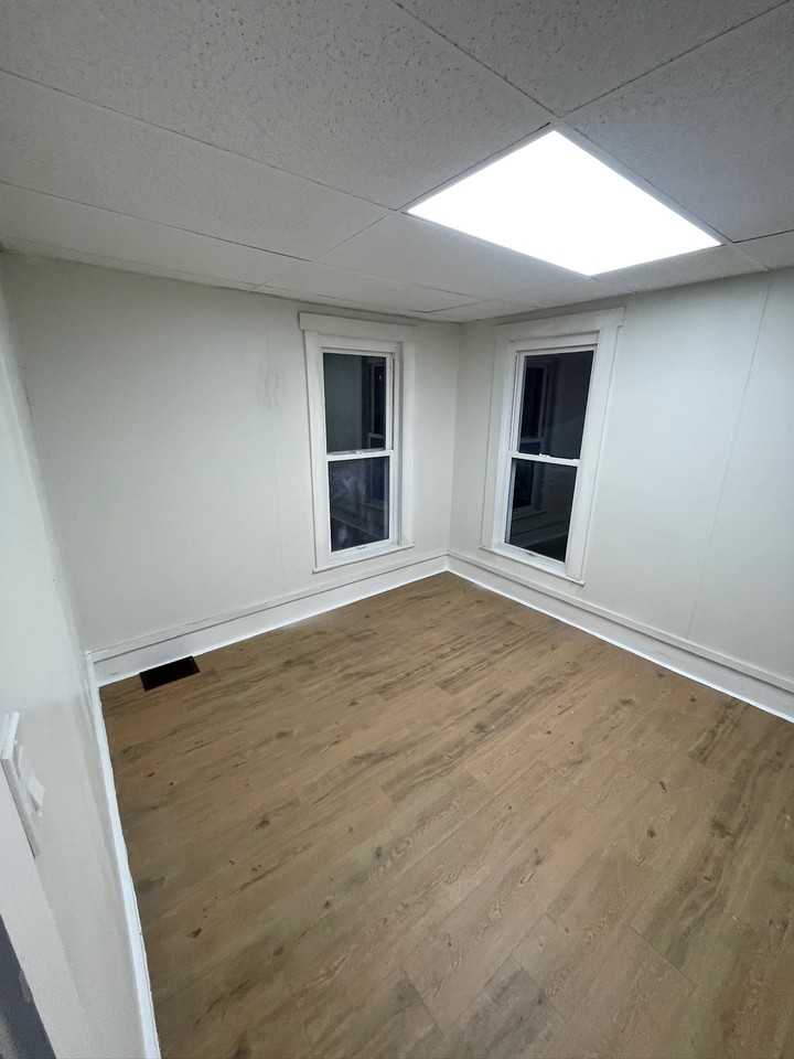 304 Poplar Street #NA - Photo 5 of 9