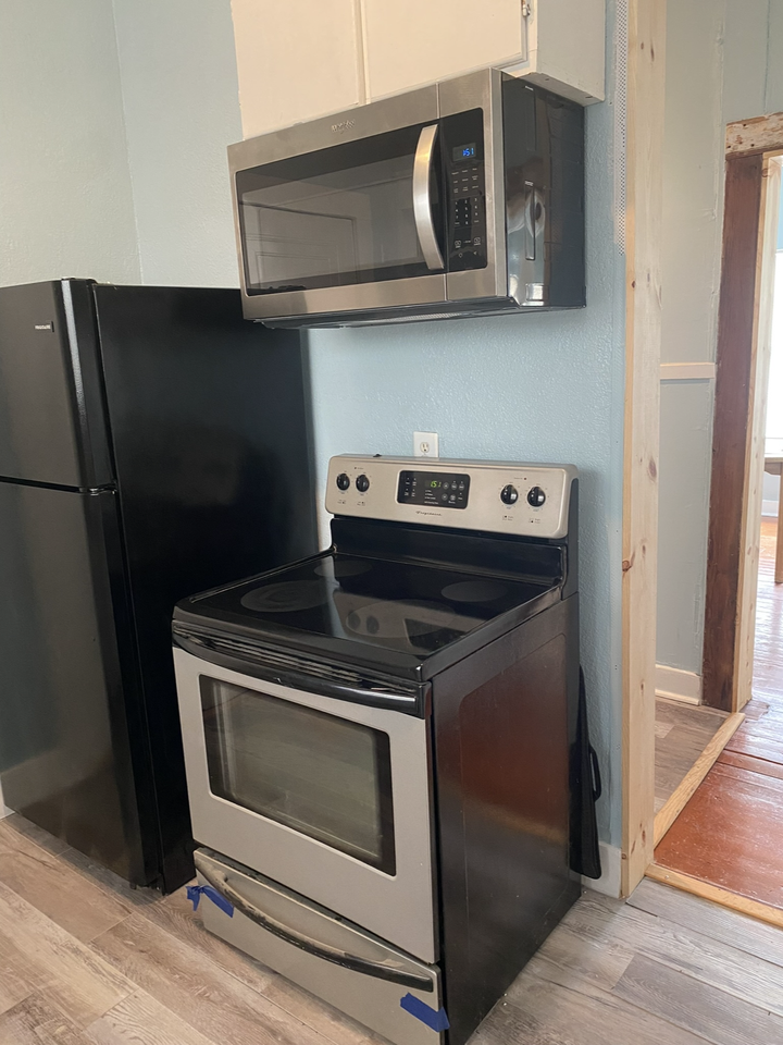 1914 South Pine Street #NA - Photo 6 of 9