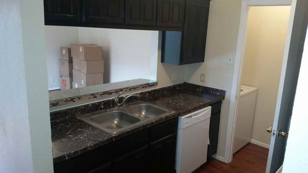 303 West 1st Street #A - Photo 6 of 9