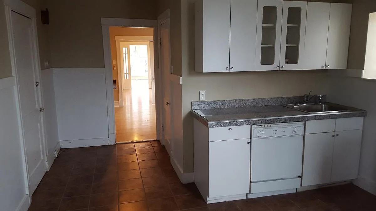 3118 Maury Avenue #2ndFL - Photo 7 of 11